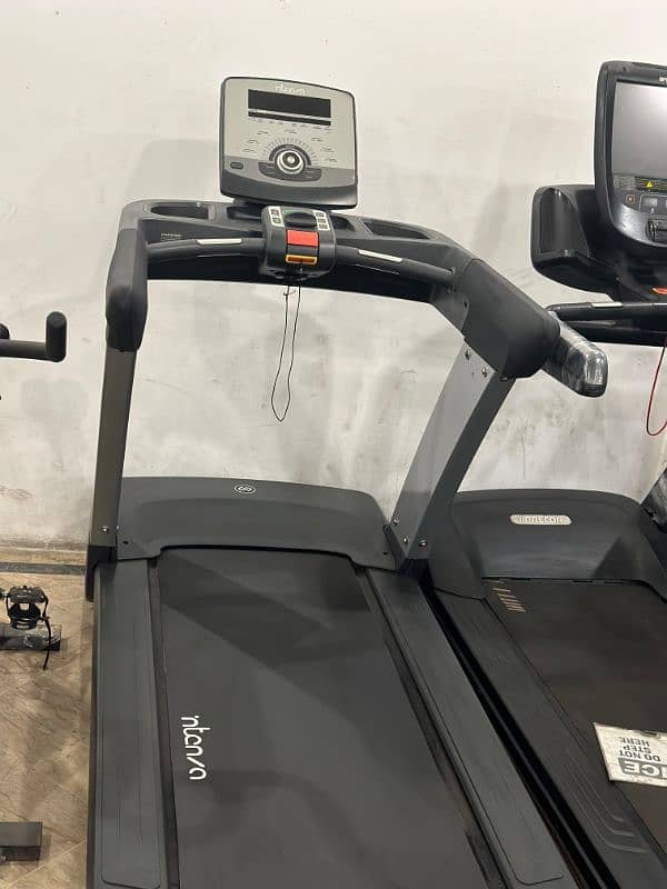 intenza treadmill USA 03201424262 10 year granty 7