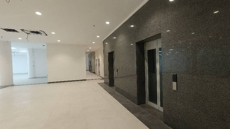 Near 1st Round-abound 8 Kanal 13 Marla Commercial Building for Rent in Paragon City Barki road Lahore. 15