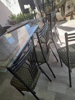 Dining Table & Chairs