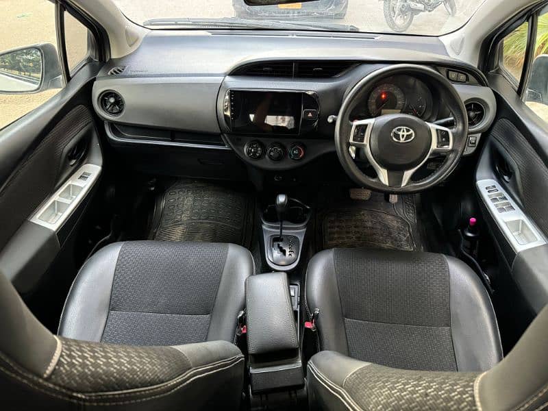 Toyota Vitz 2015 2