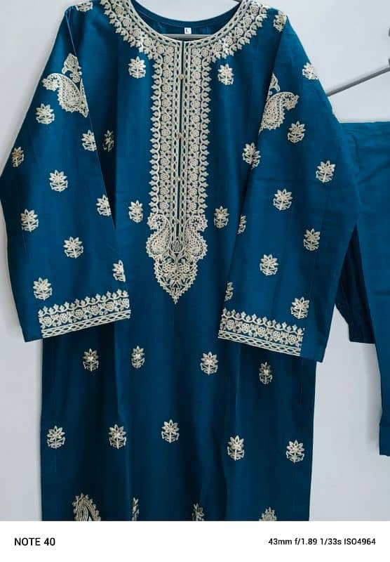 2pc Stitched Dress Velvet Khaddar Cotton Lawn 8