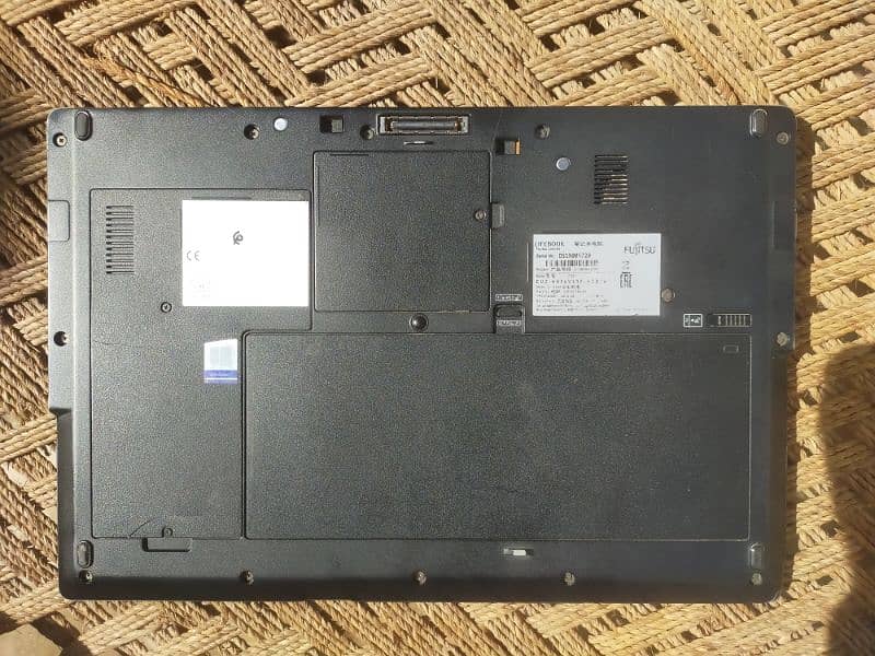 Core i5 Laptop 6th Generation made in Japan 3