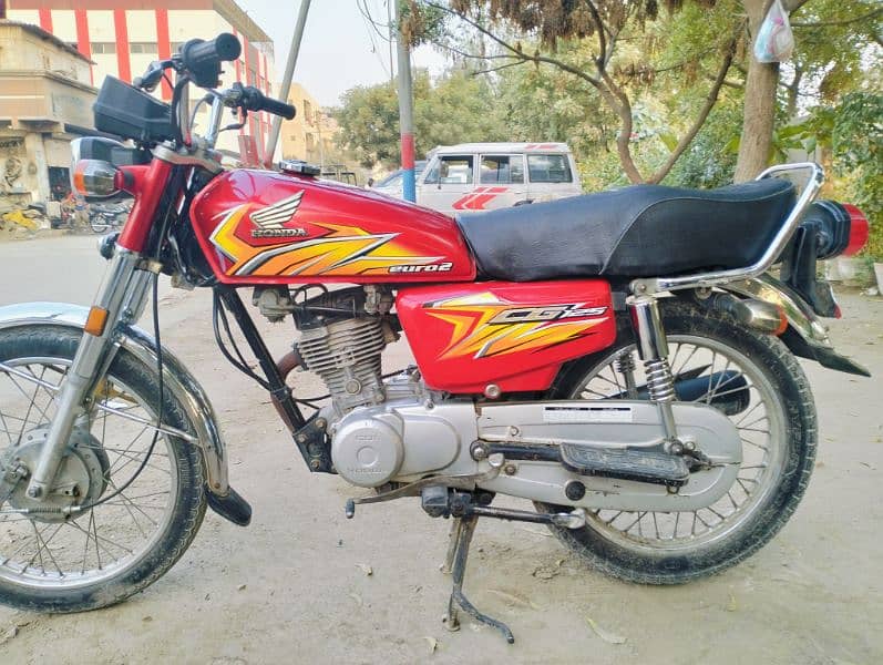 Honda CG125 2021 Karachi number brand new totally genuine condition ok 12