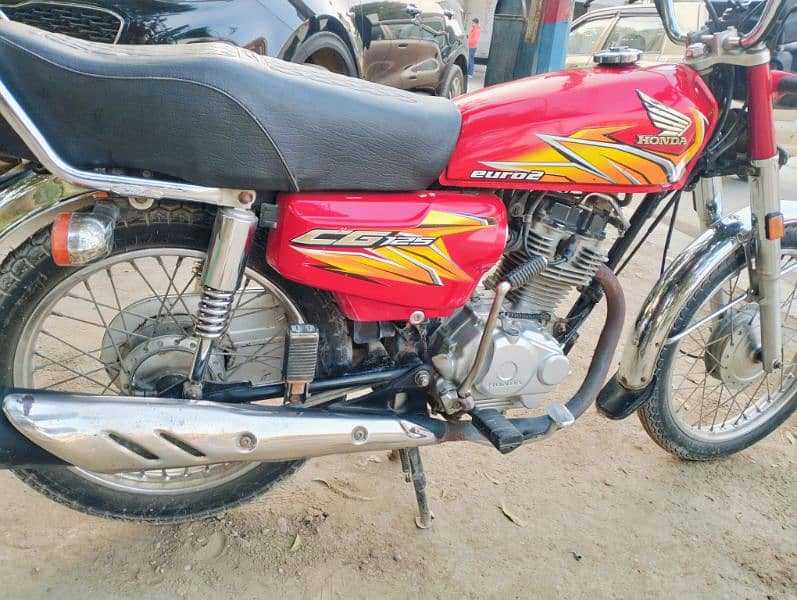 Honda CG125 2021 Karachi number brand new totally genuine condition ok 15