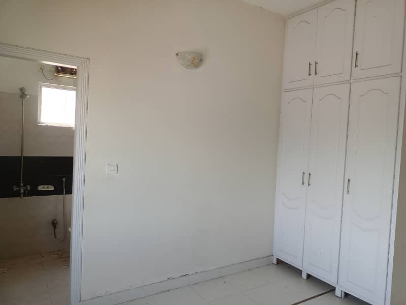 3bed apartment available for rent in d17 tulip apartment 3