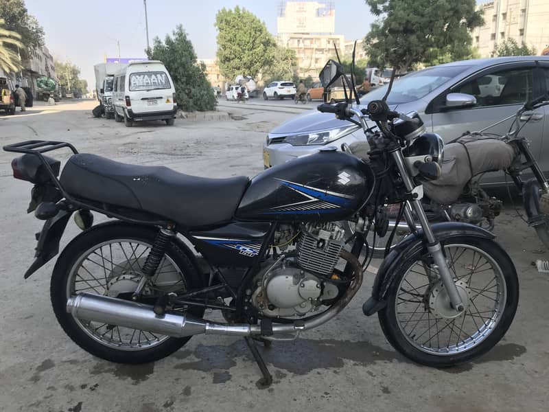 Suzuki GS 150 2015 0