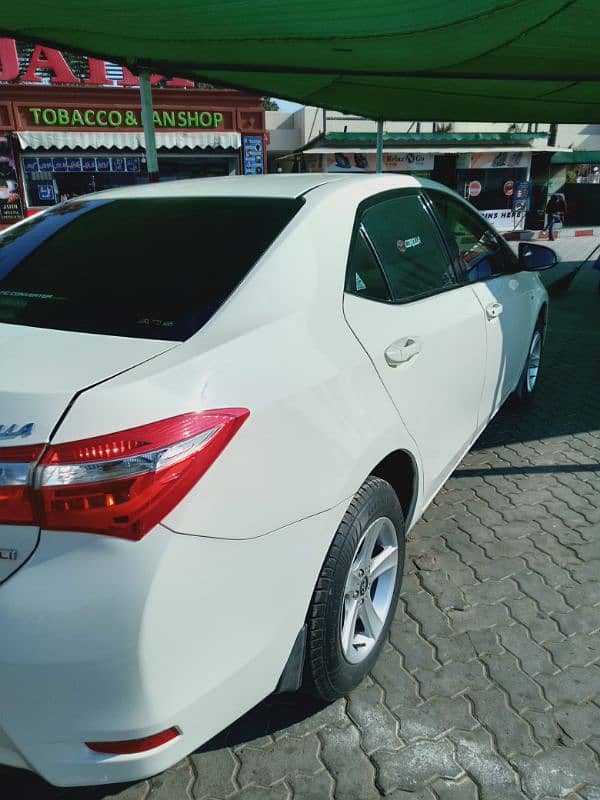 Toyota Corolla GLI 1.3 2015 Automatic 10