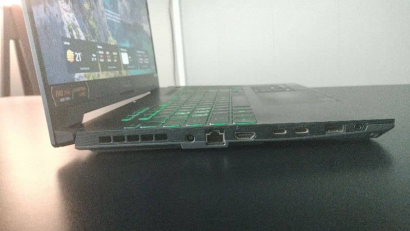 Asus TUF Gaming Laptop 4