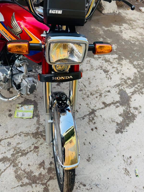 Honda CD 70 all ok 25 model ppki 25 ha Thora din phla li h 9