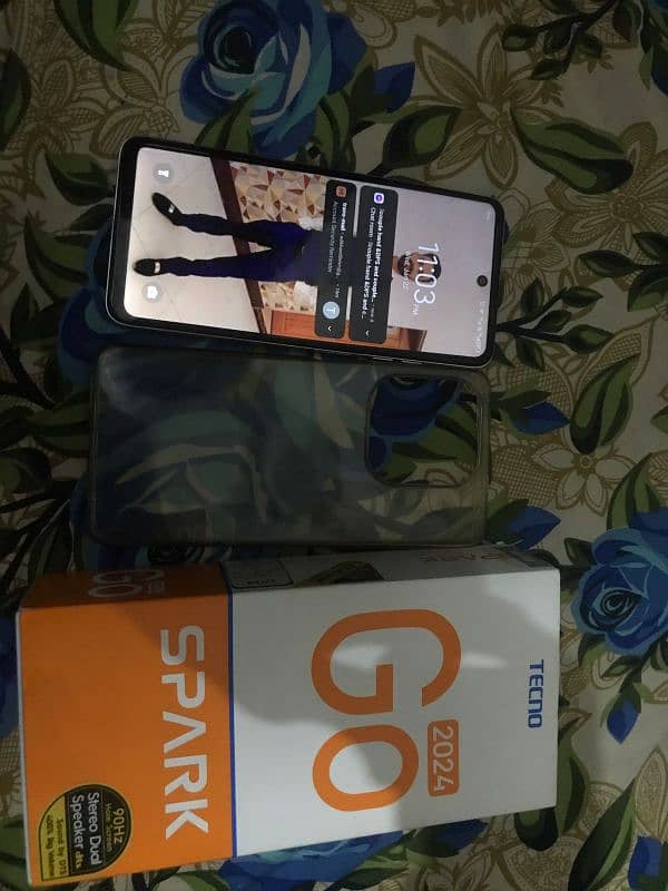 Tecno spark go 8