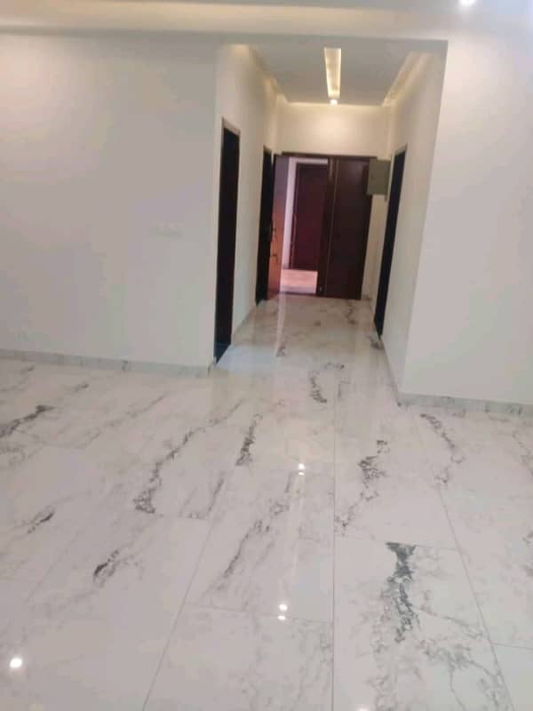 2nd Last Floor Brand New 3 Beds 10 Marla Apartment For Sale In Sector D Askari 11 Lahore. 0