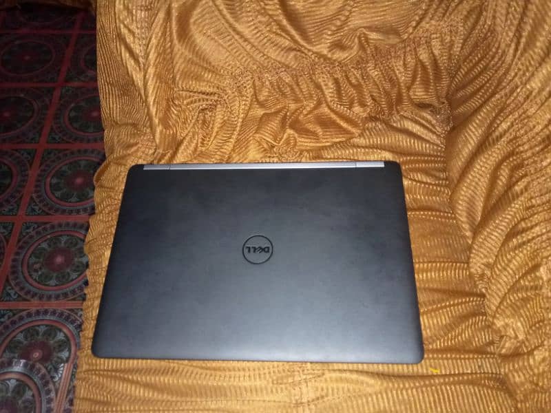 DeLL 7470 i7 6th gen 0