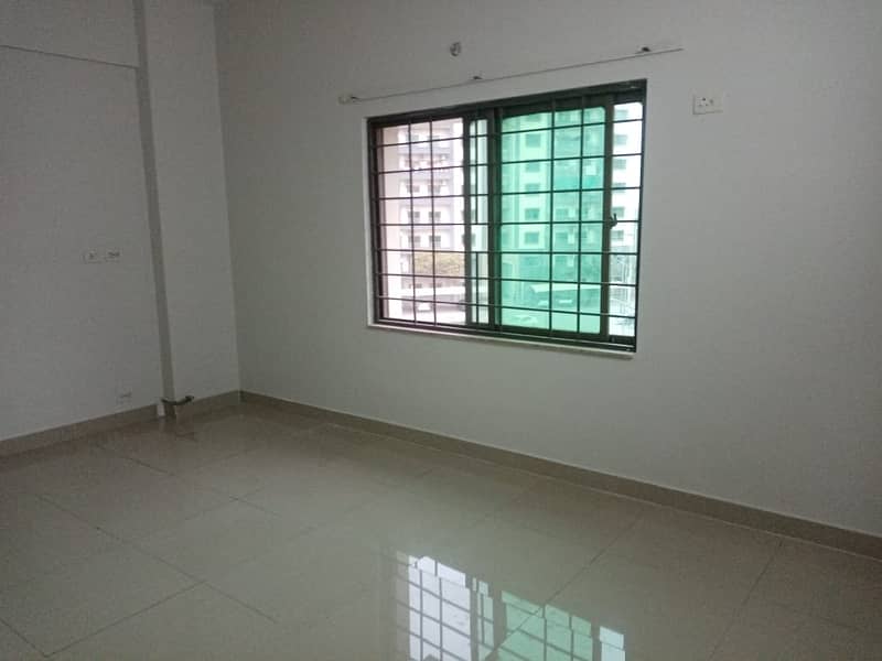 3 Bed Apatment Available for Rent in Askari 11 Lahore 24