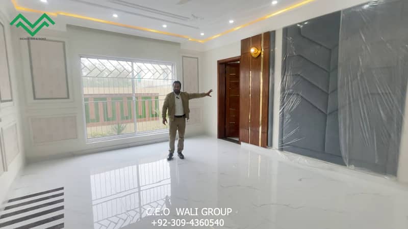 2 KANAL ULTRA LUXURY HOUSE FOR SALE IN VALENCIA TOWN PHASE 1 LAHORE 12