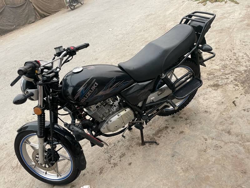 Suzuki Gs 150see 3