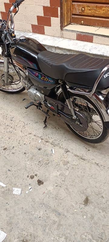 honda 70 23/24 model in new condition 3