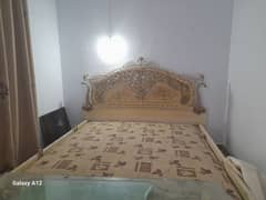 king size bed with dressing table