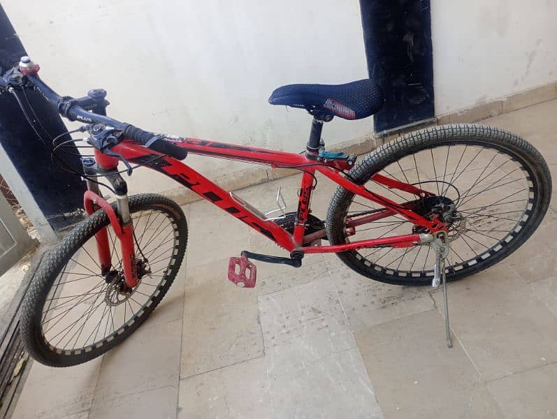 2 bycicles for sale urgent 7