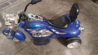 Kids Electric Bike and 2 Bycycle for Urgent Sale