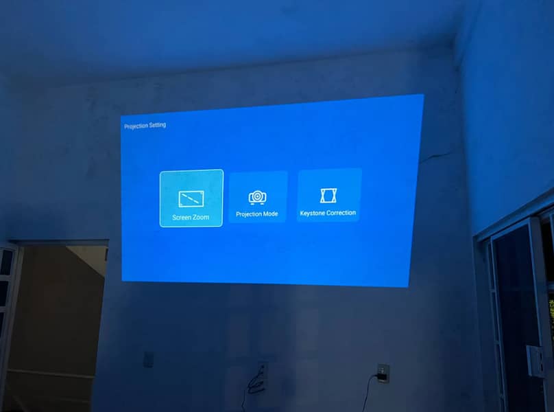 Magcubic HY320 4K Android 11 Mini Projector 2