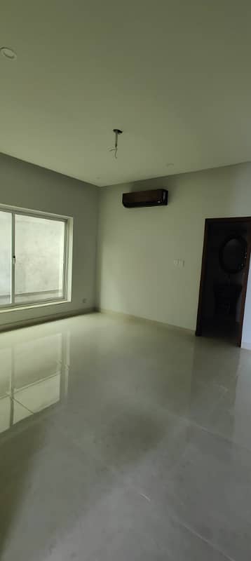 10 MARLA HOUSE FOR RENT 20