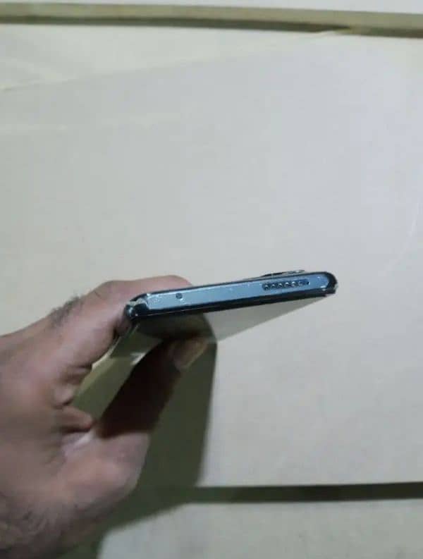 Xiaomi 11t used only back crack Baki neat and clean 3