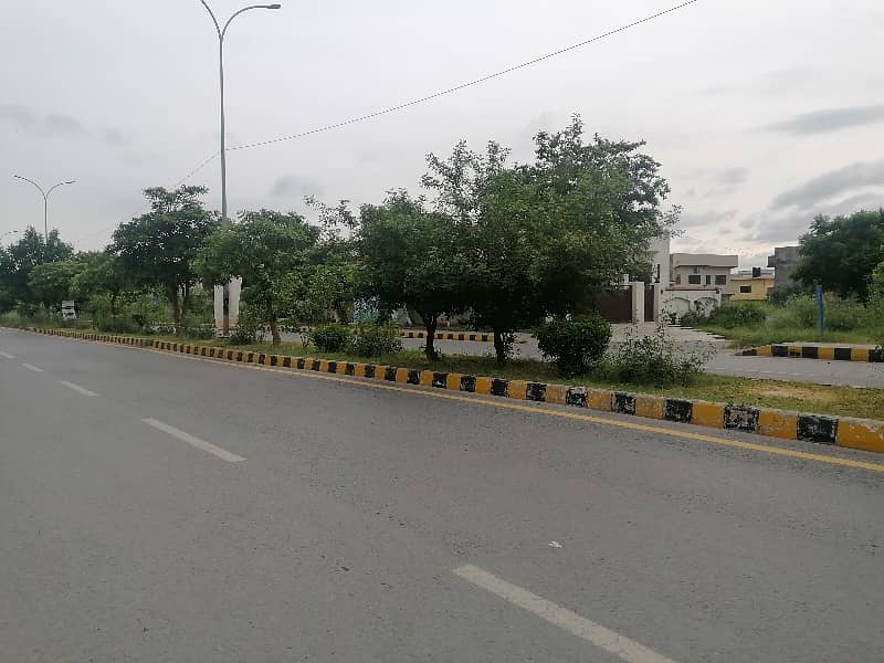 Residential Plot Of 1800 Square Feet Is Available For sale In Jinnah Gardens Phase 1, Islamabad 3