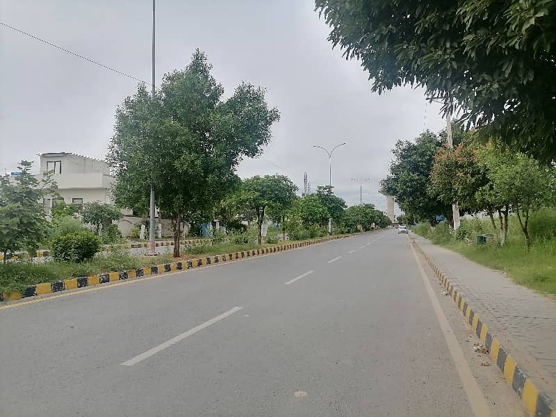 Residential Plot Of 1800 Square Feet Is Available For sale In Jinnah Gardens Phase 1, Islamabad 4