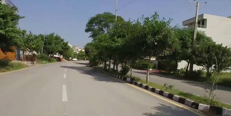 Residential Plot Of 1800 Square Feet Is Available For sale In Jinnah Gardens Phase 1, Islamabad 9