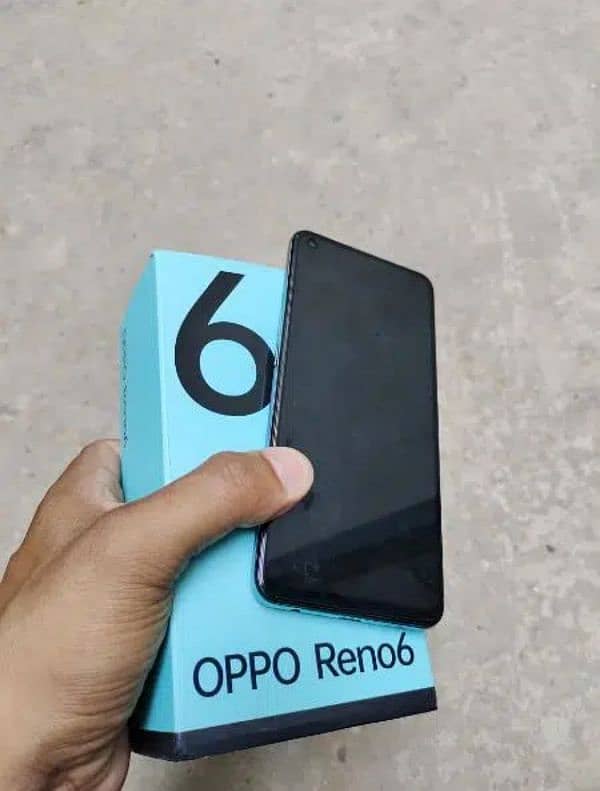 Reno 6 128/8 with Box only 4