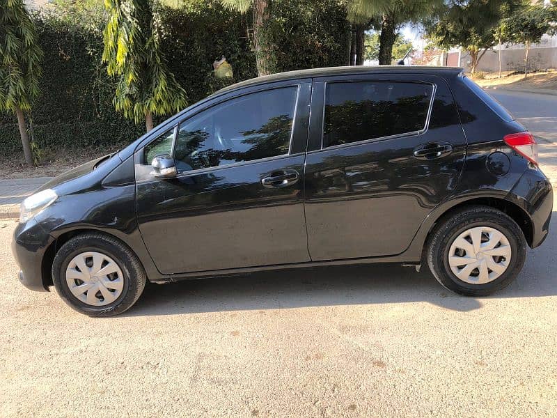 Toyota Vitz 2013 4