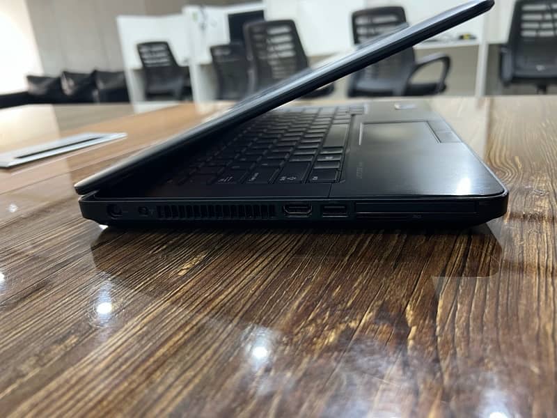 Dell Latitude E5440 10/10 condition 4