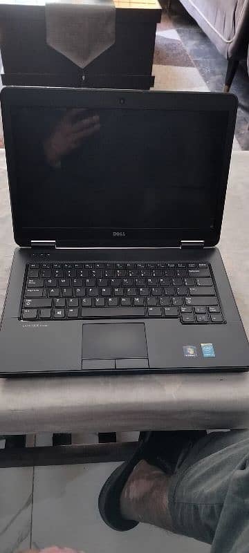 Dell Latitude core i 5 4th generation 0