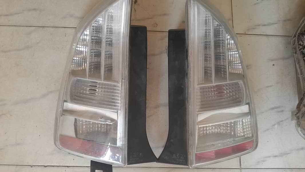 Prius 1.8 Back Lights Pair For Sale (2009-2011) 0