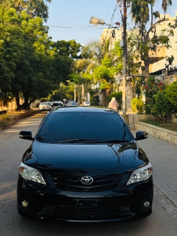 Toyota Corolla Altis 2013 1