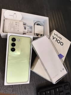 Vivo Y100 (8+128) Excellent condition