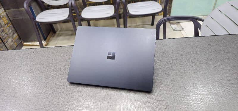 Microsoft surface Laptop 4  Core i5 11th Generation 1