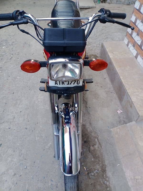 Honda 125 2021 3