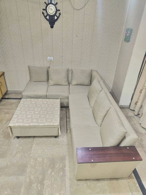 Good Condition Corner Sofa Set Available!!! 1