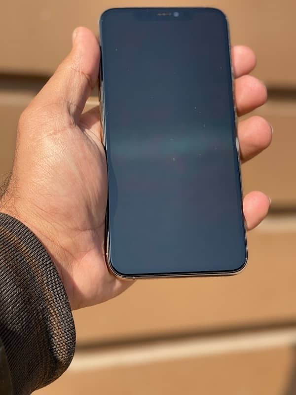 Iphone 11 pro max (Non-pta) 5