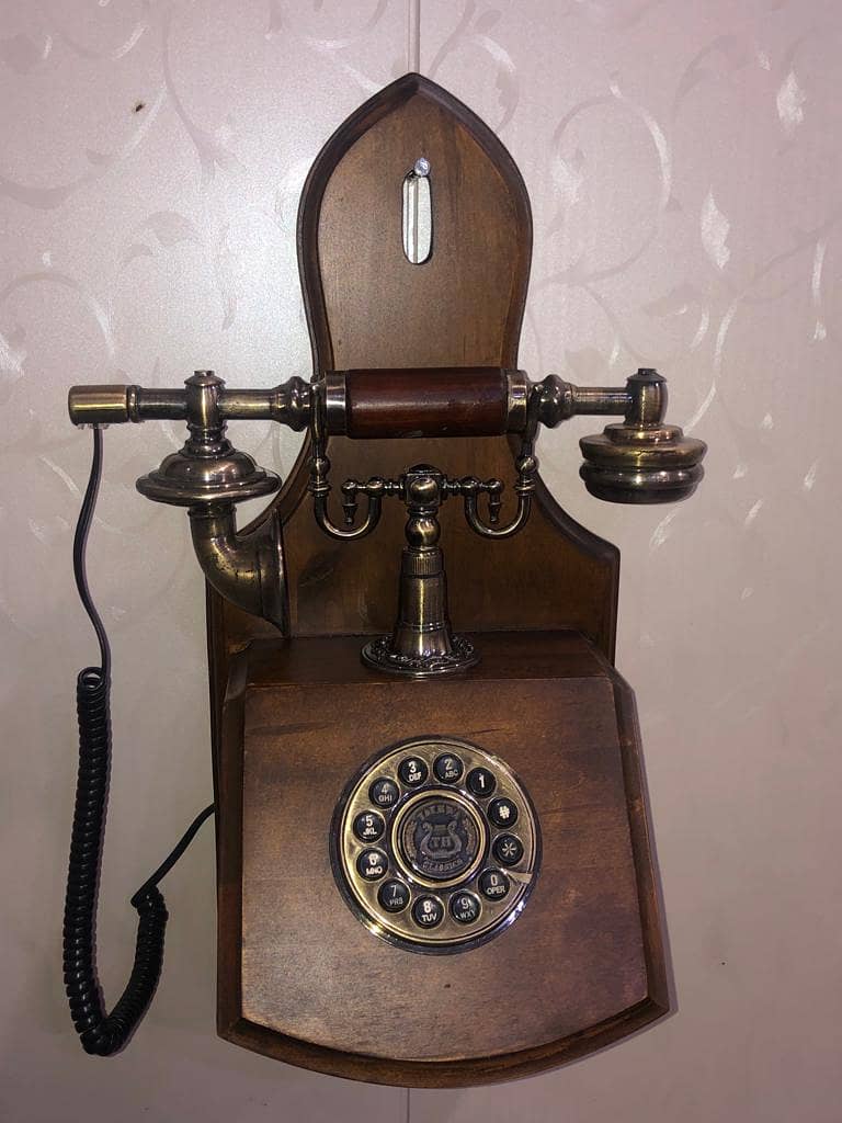 ANTIQUE WORLD TELEPHONES AND  HOUSE ITMS T. PHONE(ROYALALBRT)WORK 6