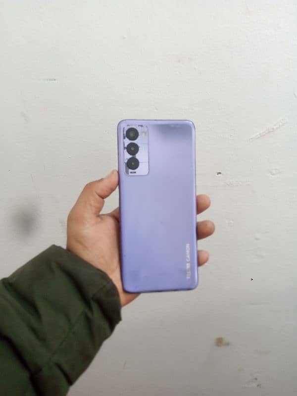 tecno camon 18t 4gb 128gb only finger nai chalta 0