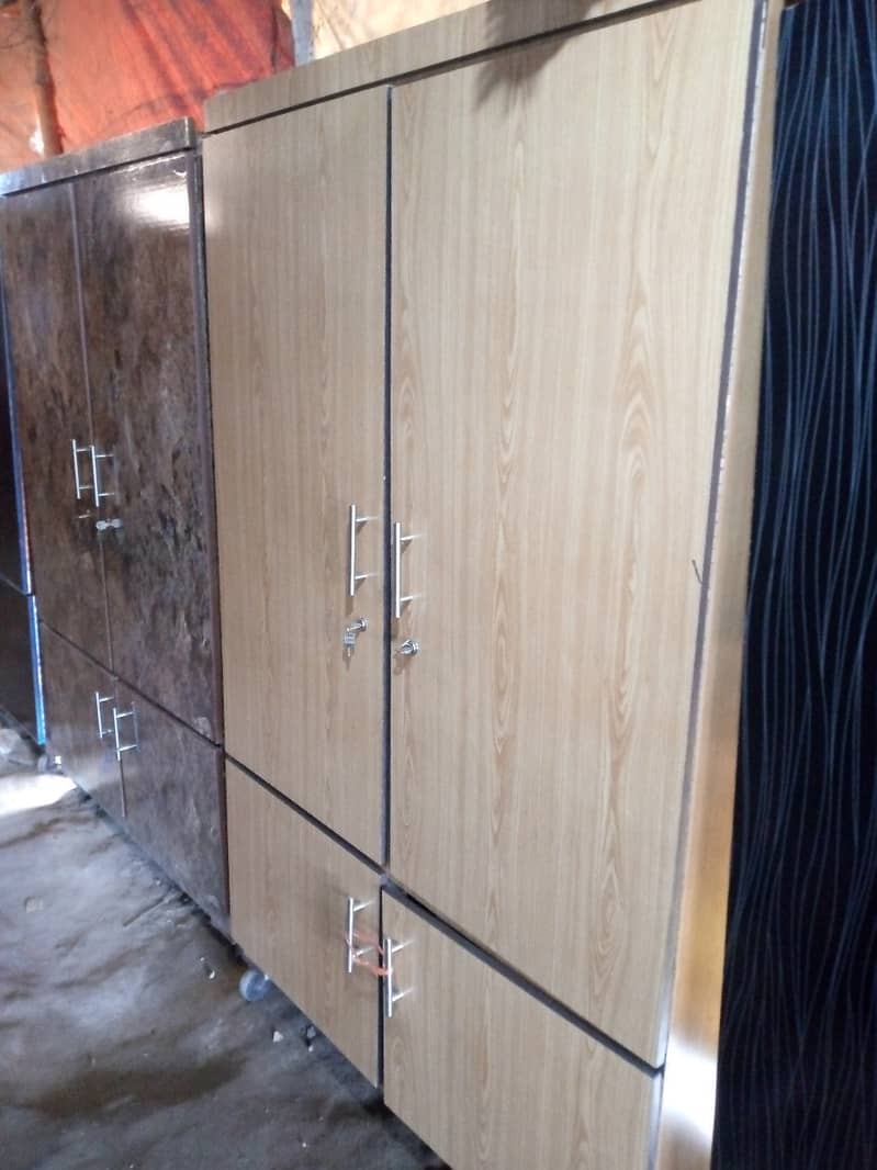 Almari,3 Door Suiting Almari, Wardrobe, 2 Door Almari, Safe Almari 2