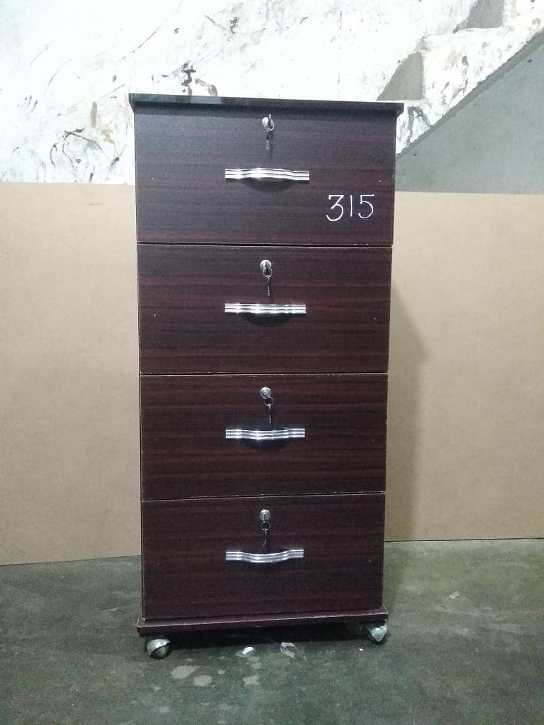 Almari,3 Door Suiting Almari, Wardrobe, 2 Door Almari, Safe Almari 13