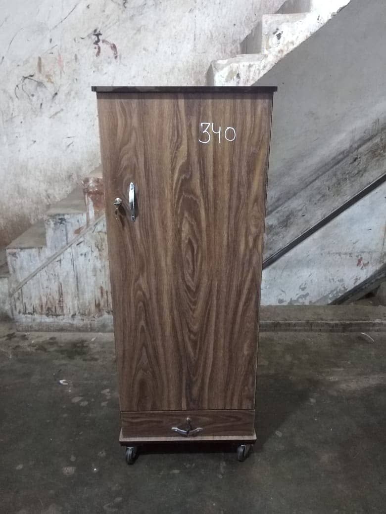 Wardrobe,Almari,safe almari,wooden wardrobe,wardrobes 16