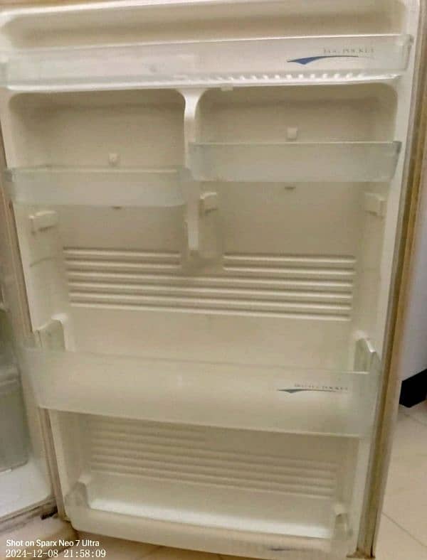 Dawlance Refrigerator 2