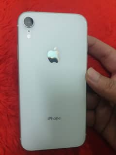 iphone XR non pta esim avlbl