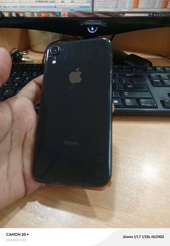 iPhone XR Look's like a new 0