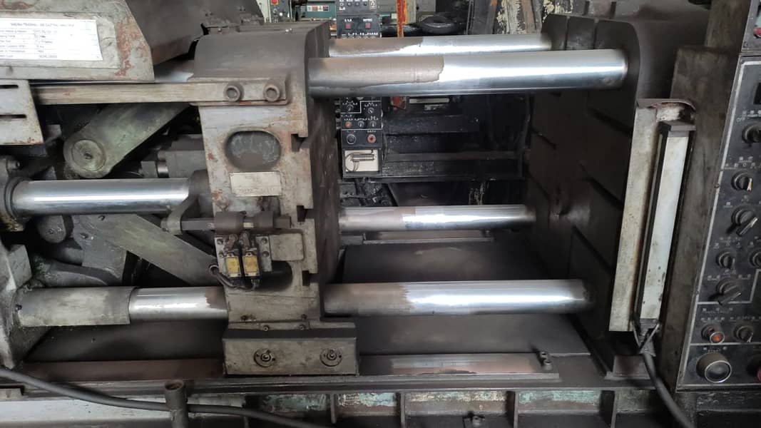 Toyo Aluminium Di-Casting 125 Ton Japanese Injection Moulding 1