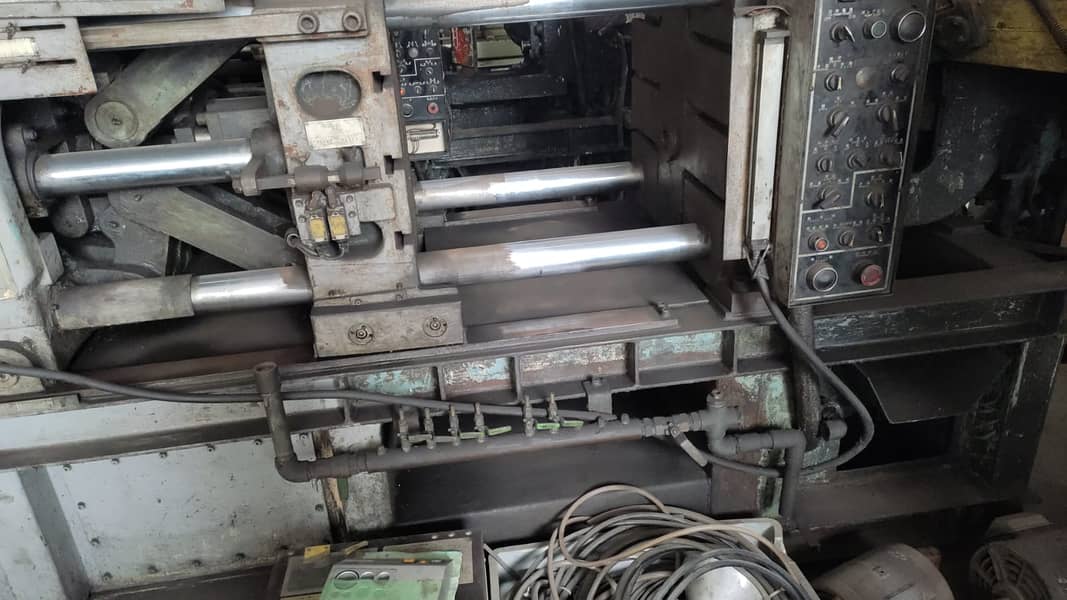 Toyo Aluminium Di-Casting 125 Ton Japanese Injection Moulding 4